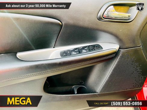 Used 2018 Dodge Journey SXT w/ Blacktop Package image 17