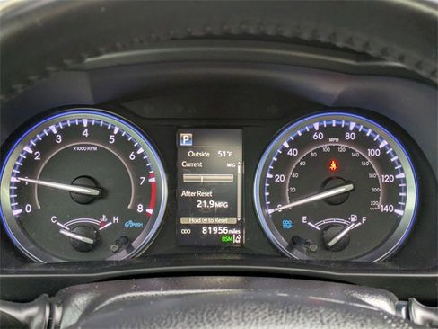 Used 2019 Toyota Highlander XLE image 15