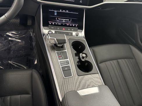 Used 2025 Audi A6 Premium Plus w/ Premium Plus Package image 16