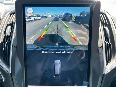 Used 2023 Ford Edge SEL w/ Convenience Package AWD/4WD image 10