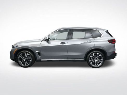 New 2026 BMW X5 xDrive40i w/ Climate Comfort Package image 8