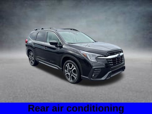 Used 2025 Subaru Ascent Limited w/ Popular Package #2 AWD/4WD image 4