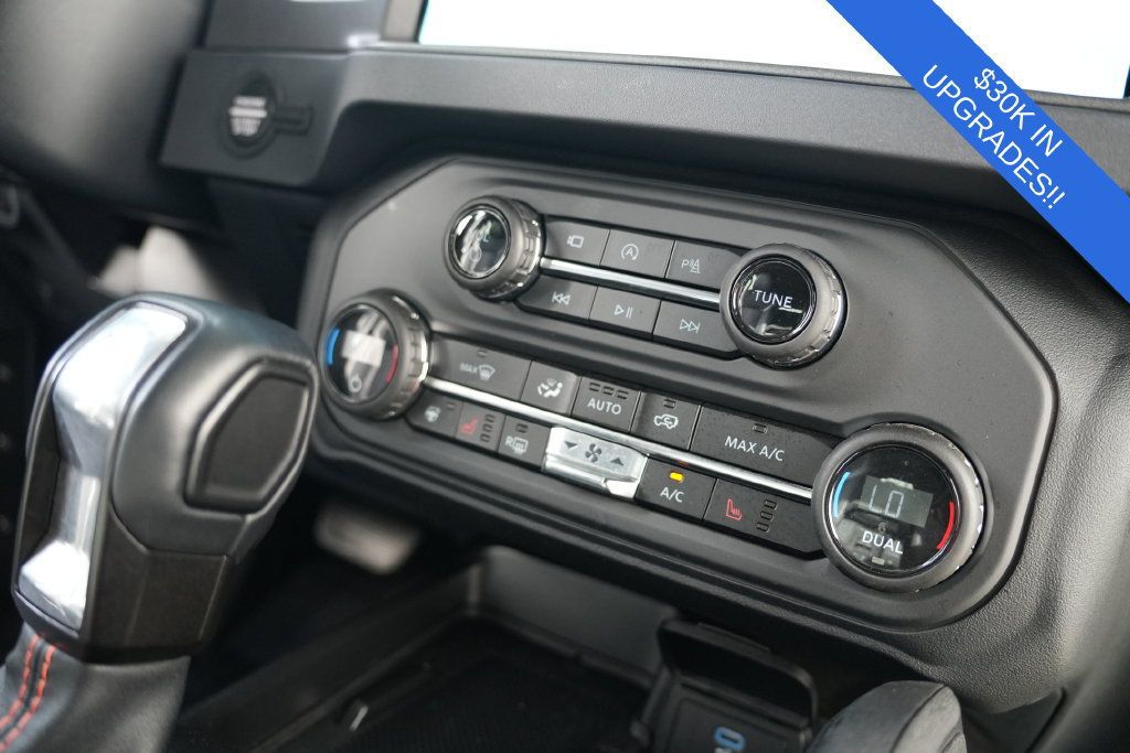 Used 2025 Ford Bronco Raptor AWD/4WD image 23