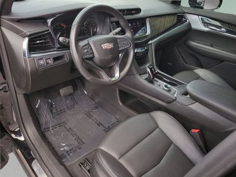 Used 2023 Cadillac XT6 Premium Luxury FWD image 19