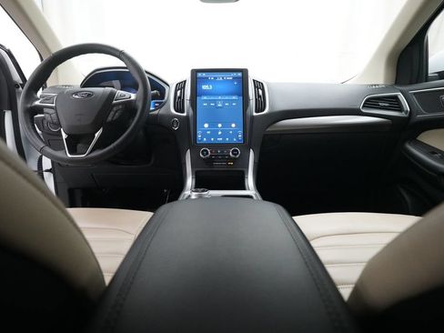Used 2023 Ford Edge SEL w/ Convenience Package AWD/4WD image 5