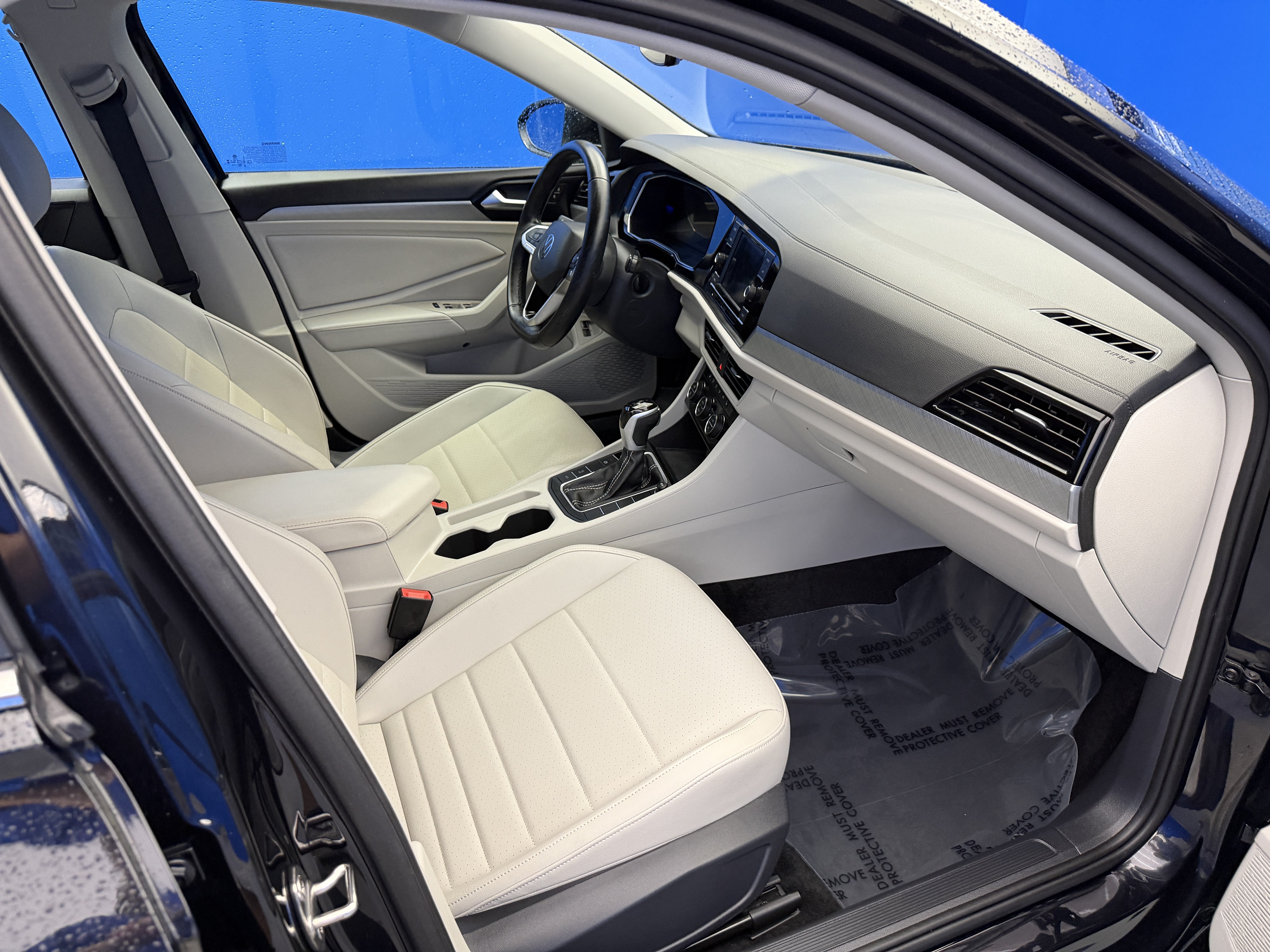 Used 2024 Volkswagen Jetta SE FWD image 24