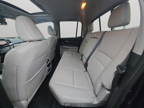 Used 2017 Honda Ridgeline RTL-E image 12