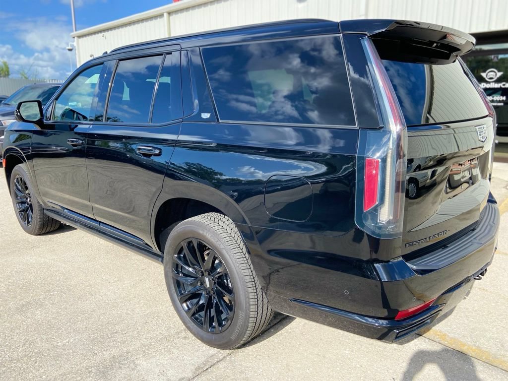 Used 2023 Cadillac Escalade Sport Platinum w/ LPO, ONYX Package AWD/4WD image 3