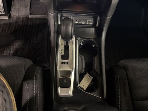 Used 2023 Subaru Ascent Premium w/ Convenience Package image 39