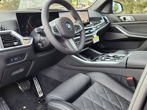 Used 2026 BMW X5 xDrive40i w/ M Sport Package AWD/4WD image 9