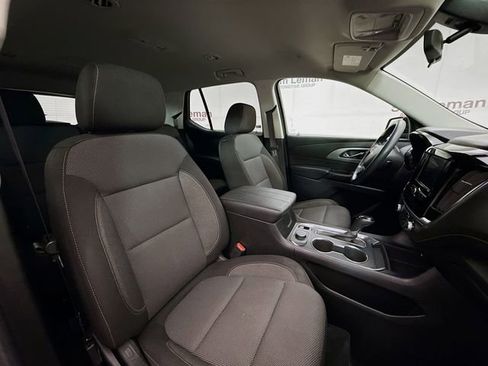 Used 2020 Chevrolet Traverse LS image 28