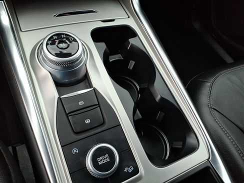 Used 2020 Ford Explorer Limited image 16