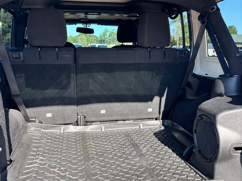 Used 2013 Jeep Wrangler Unlimited Sahara w/ Trailer Tow Group image 10