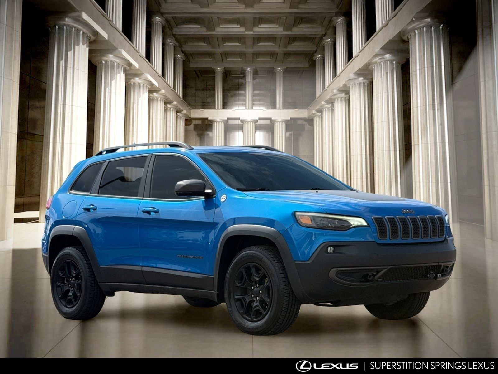 Used 2019 Jeep Cherokee Trailhawk w/ Comfort/Convenience Group AWD/4WD image 2
