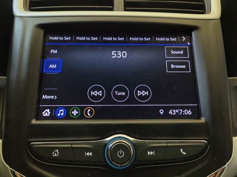 Used 2020 Chevrolet Sonic LS image 25