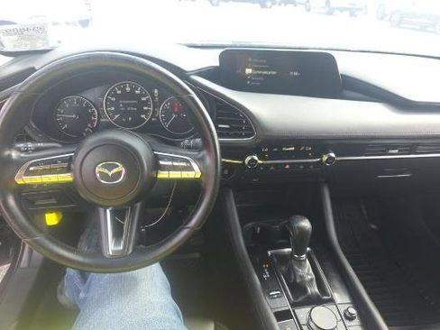Used 2021 MAZDA MAZDA3 s image 5