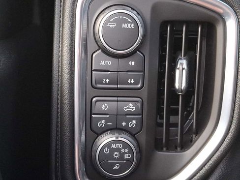 Used 2021 Chevrolet Silverado 1500 High Country w/ Technology Package image 21