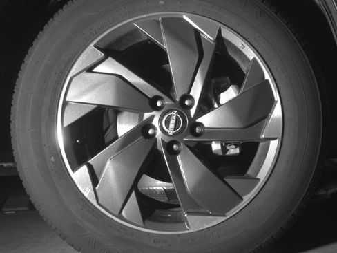 Used 2025 Nissan Rogue SV AWD/4WD image 13