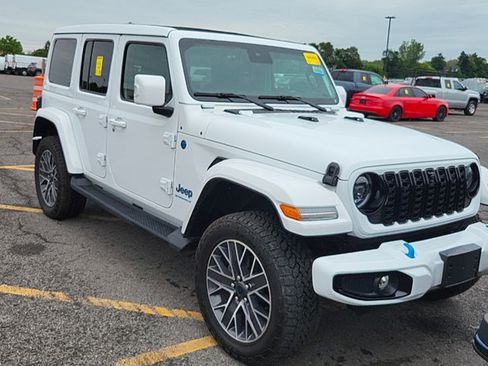 Used 2024 Jeep Wrangler High Altitude AWD/4WD image 1