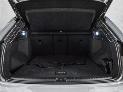 Certified 2025 Audi Q4 e-tron Premium Plus w/ Premium Plus image 6