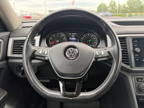 Used 2019 Volkswagen Atlas SE w/ Panoramic Sunroof Package FWD image 15