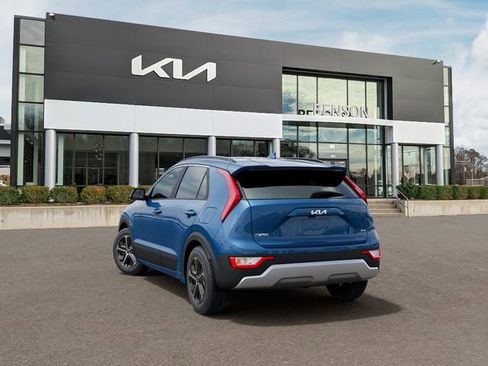 New 2026 Kia Niro EX FWD image 5