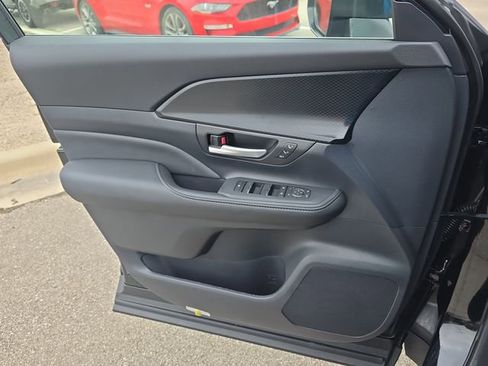 New 2026 Toyota Grand Highlander AWD Hybrid image 28