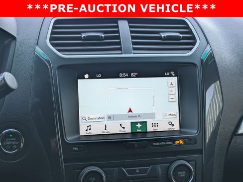 Used 2017 Ford Explorer XLT w/ Equipment Group 202A FWD image 32