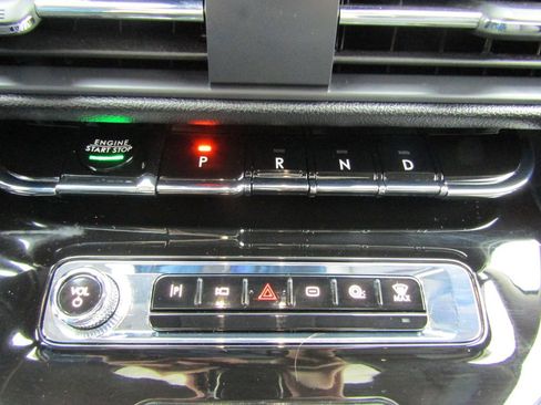 Used 2025 Lincoln Corsair Grand Touring w/ Equipment Group 301A AWD/4WD image 18