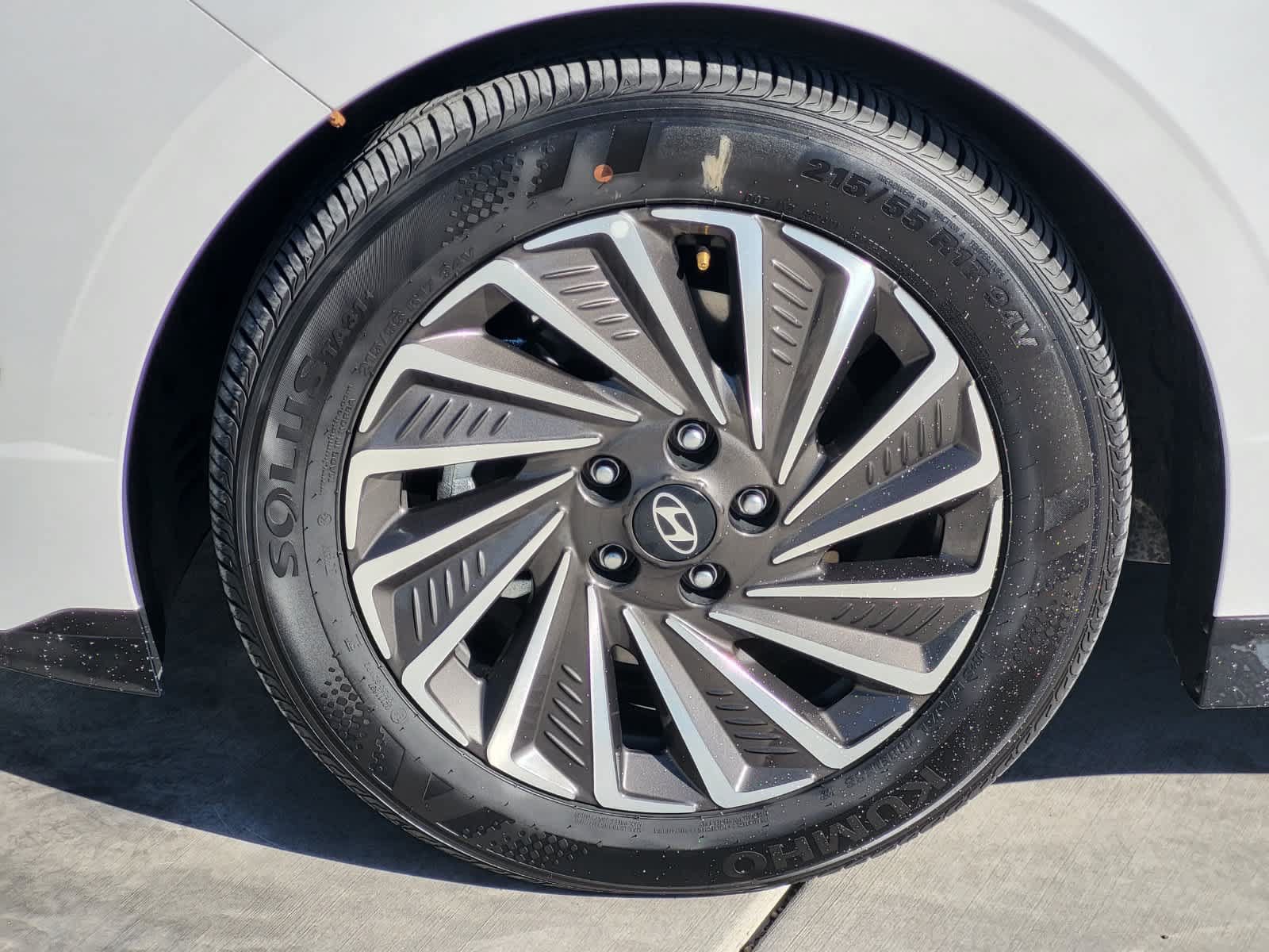 Used 2025 Hyundai Sonata SEL FWD image 9