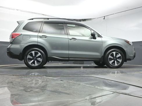 Used 2018 Subaru Forester 2.5i Limited AWD/4WD image 38