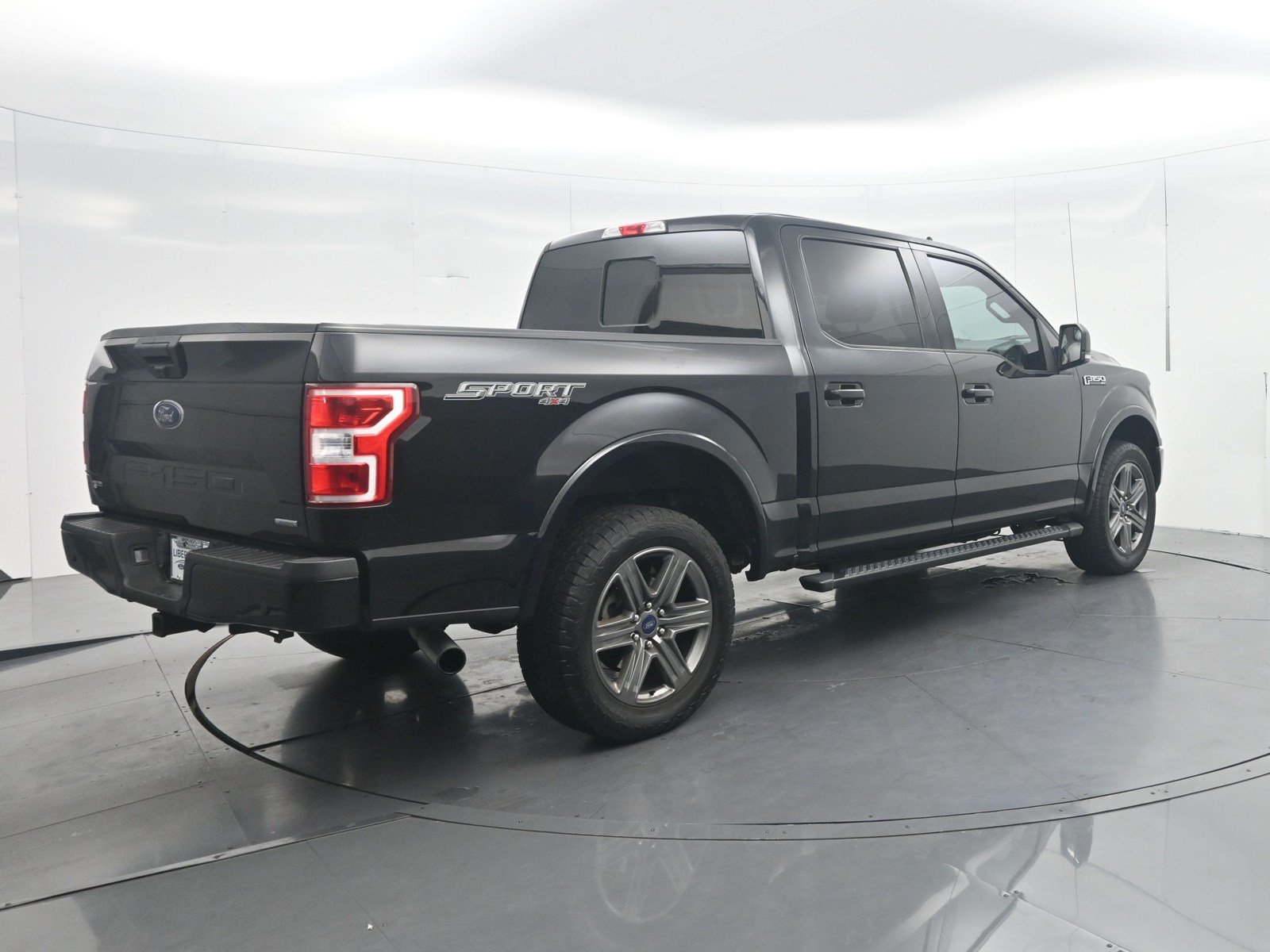 Used 2020 Ford F150 XLT w/ Equipment Group 302A Luxury AWD/4WD image 5