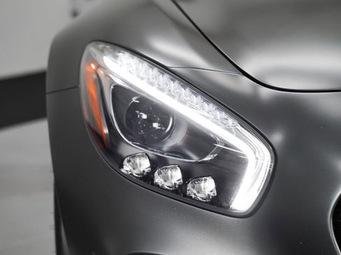 Used 2017 Mercedes-Benz AMG GT Coupe image 12