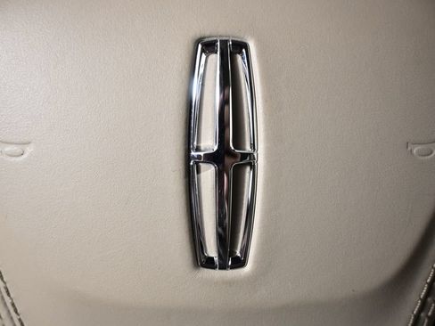 Used 2023 Lincoln Aviator Reserve w/ Jet Package AWD/4WD image 37