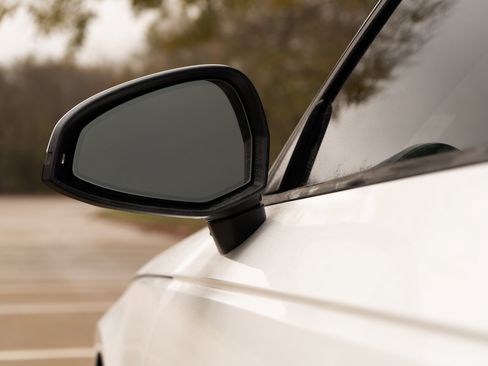 Used 2017 Audi A4 2.0T Ultra Premium w/ Audi MMI Navigation Plus image 12