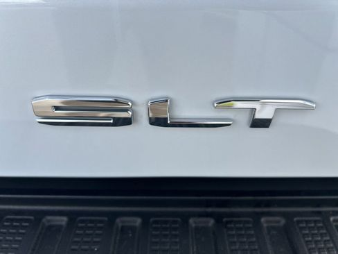 Certified 2026 GMC Sierra 1500 SLT AWD/4WD image 31