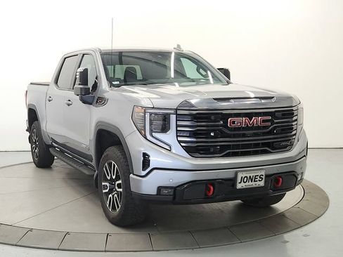Used 2024 GMC Sierra 1500 AT4 w/ Technology Package AWD/4WD image 2
