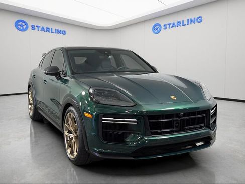 Used 2025 Porsche Cayenne Turbo GT AWD/4WD image 15