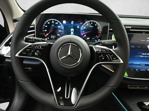 New 2026 Mercedes-Benz E 350 4MATIC Sedan image 14