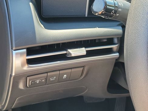 Used 2025 Hyundai Tucson SEL image 32