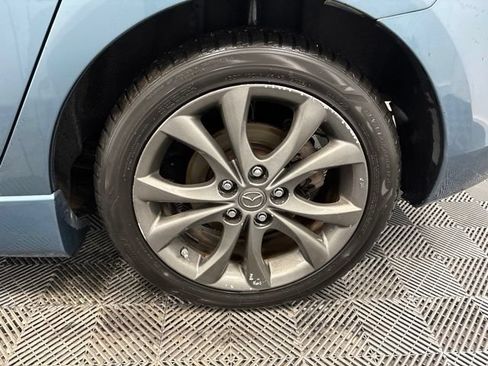 Used 2011 MAZDA MAZDA3 s Sport FWD image 9