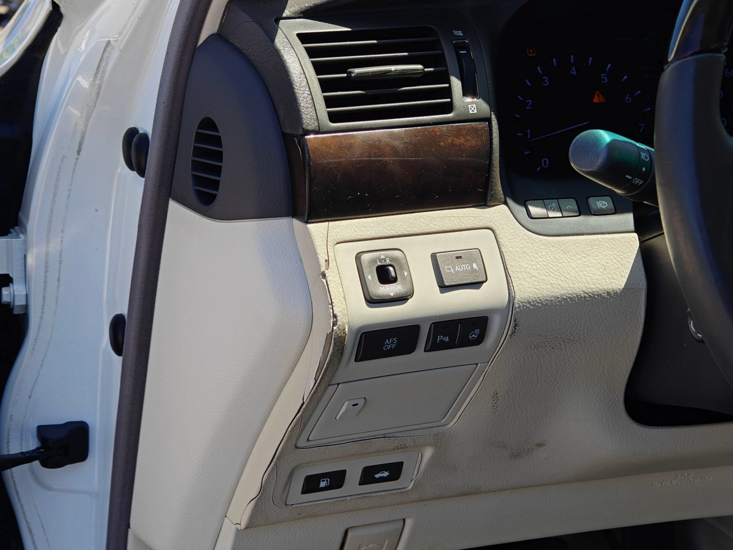 Used 2007 Lexus LS 460 RWD image 16