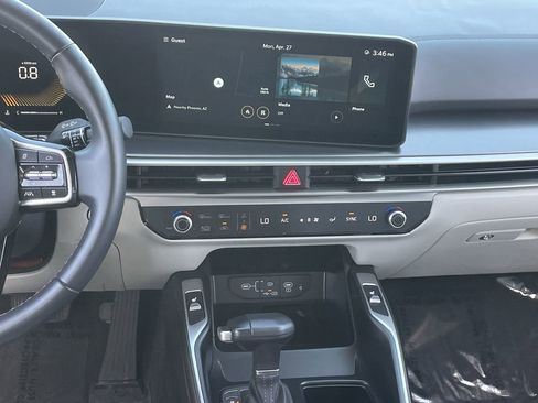 Certified 2025 Kia Sorento S w/ Panoramic Sunroof Package FWD image 14