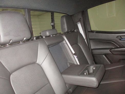 Used 2023 GMC Canyon Elevation w/ Elevation Premium Package AWD/4WD image 12
