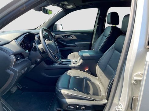 Used 2022 Chevrolet Traverse Premier w/ Redline Edition image 22