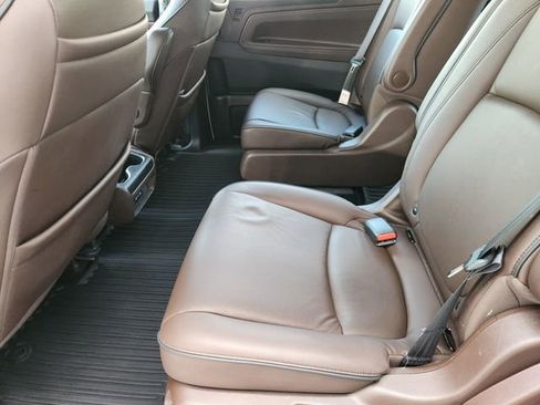 Used 2025 Honda Odyssey Touring image 28
