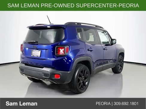 Used 2017 Jeep Renegade Altitude AWD/4WD image 7