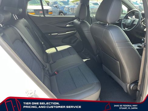 Used 2025 Buick Envista Preferred w/ Convenience I Package FWD image 17