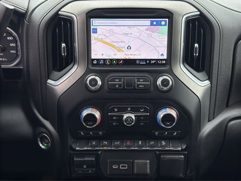 Used 2022 GMC Sierra 2500 Denali w/ Denali Ultimate Package image 19