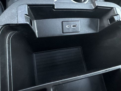 Used 2023 Chevrolet Tahoe Z71 image 26